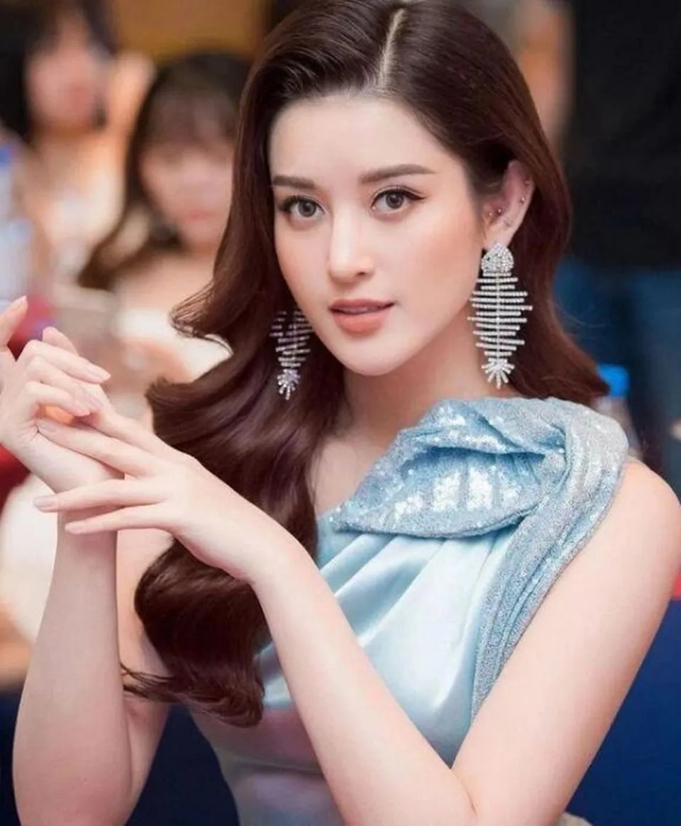 好美的一张脸,好烂的一部片——为三吉彩花量身打造的漫改动作片《反击少女》