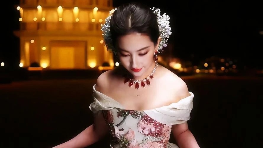 我们与恶的距离，只隔着一个谄媚的AI