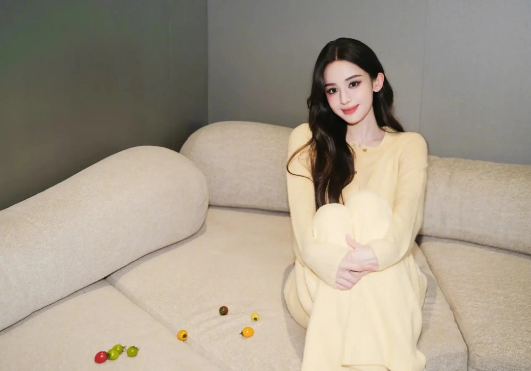 她们要完整体回归？